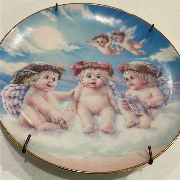Dreamsicles Plate Collection Set of 4 Cherub Decorative Plates - Picture 4 of 6